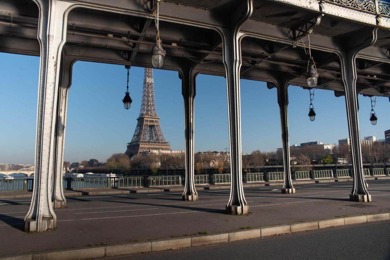 Romantic Gem - Eiffel Tower Paris Exterior photo